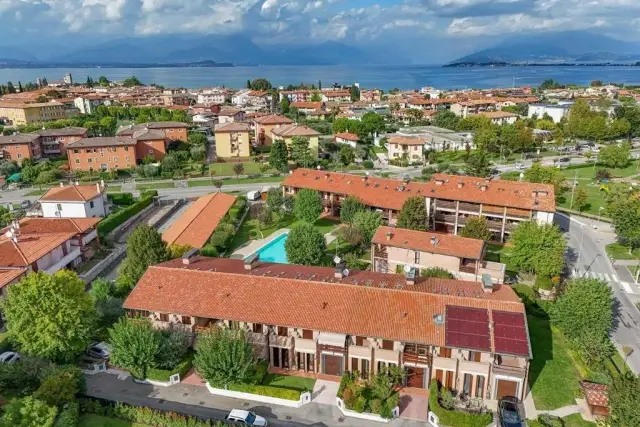 Villa a schiera in Via Venezia 68, Desenzano del Garda - Foto 1