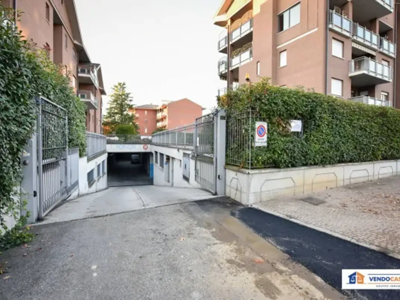 Magazzino in Strada Genova 187, Moncalieri, {3} - Foto 2