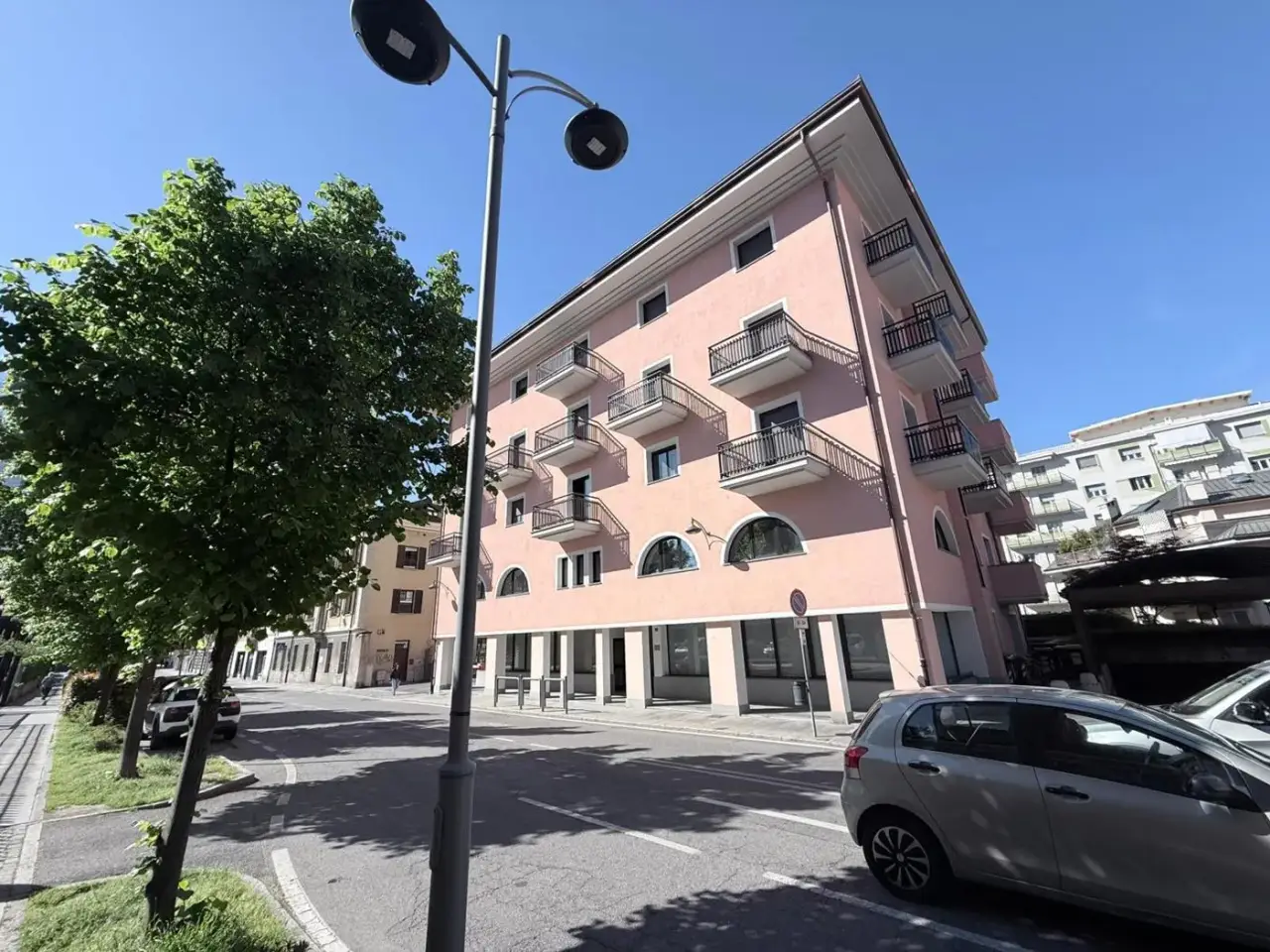 Ufficio in Corso Padre Lorenzo 29, Aosta, {3} - Foto 1