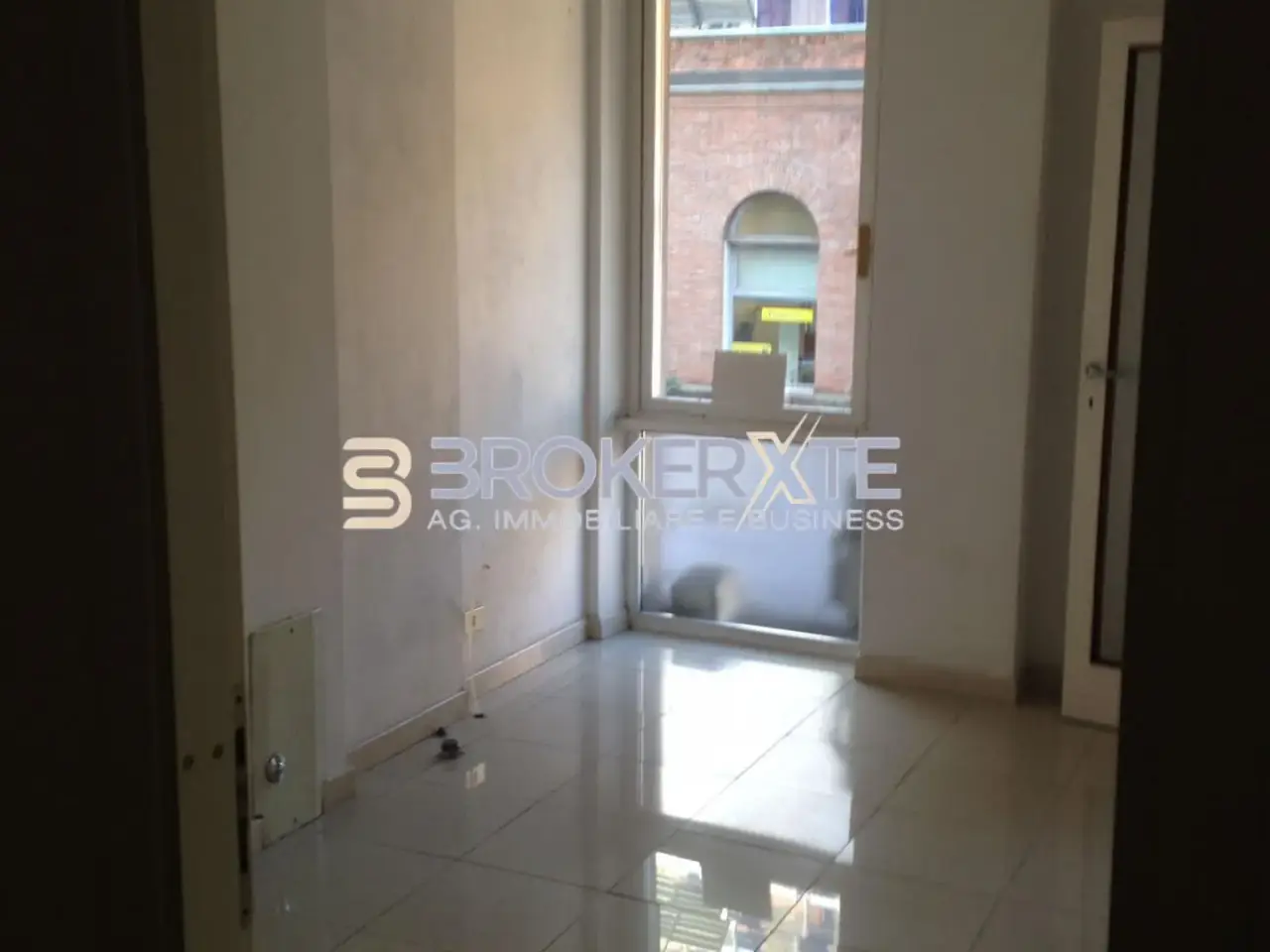 Ufficio in , Massa, {3} - Foto 1