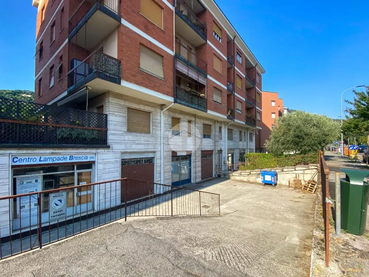 Negozio in Viale del Piave 219, Brescia, {3} - Foto 1