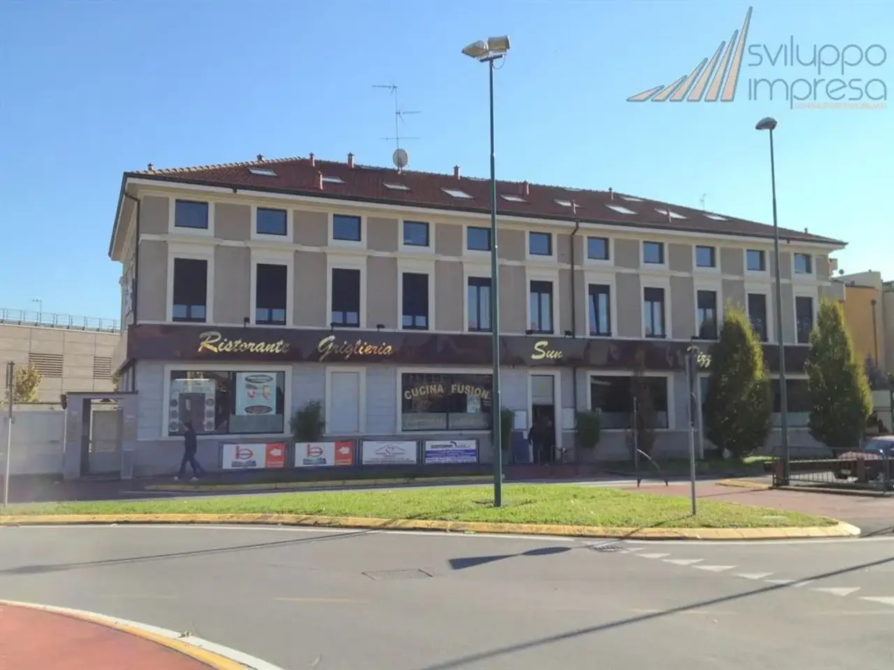 Ufficio in Viale Lombardia 266, Brugherio, {3} - Foto 1