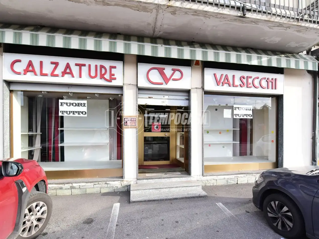Negozio in Via IV Novembre, Erba, {3} - Foto 1