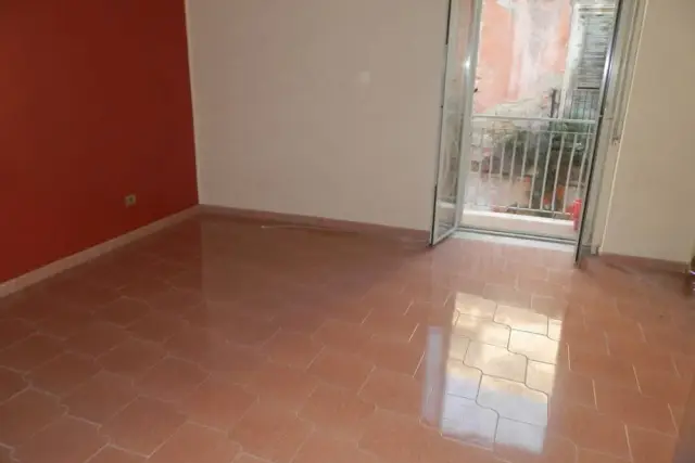 4-room flat in Via Milano, Lentini - Photo 1