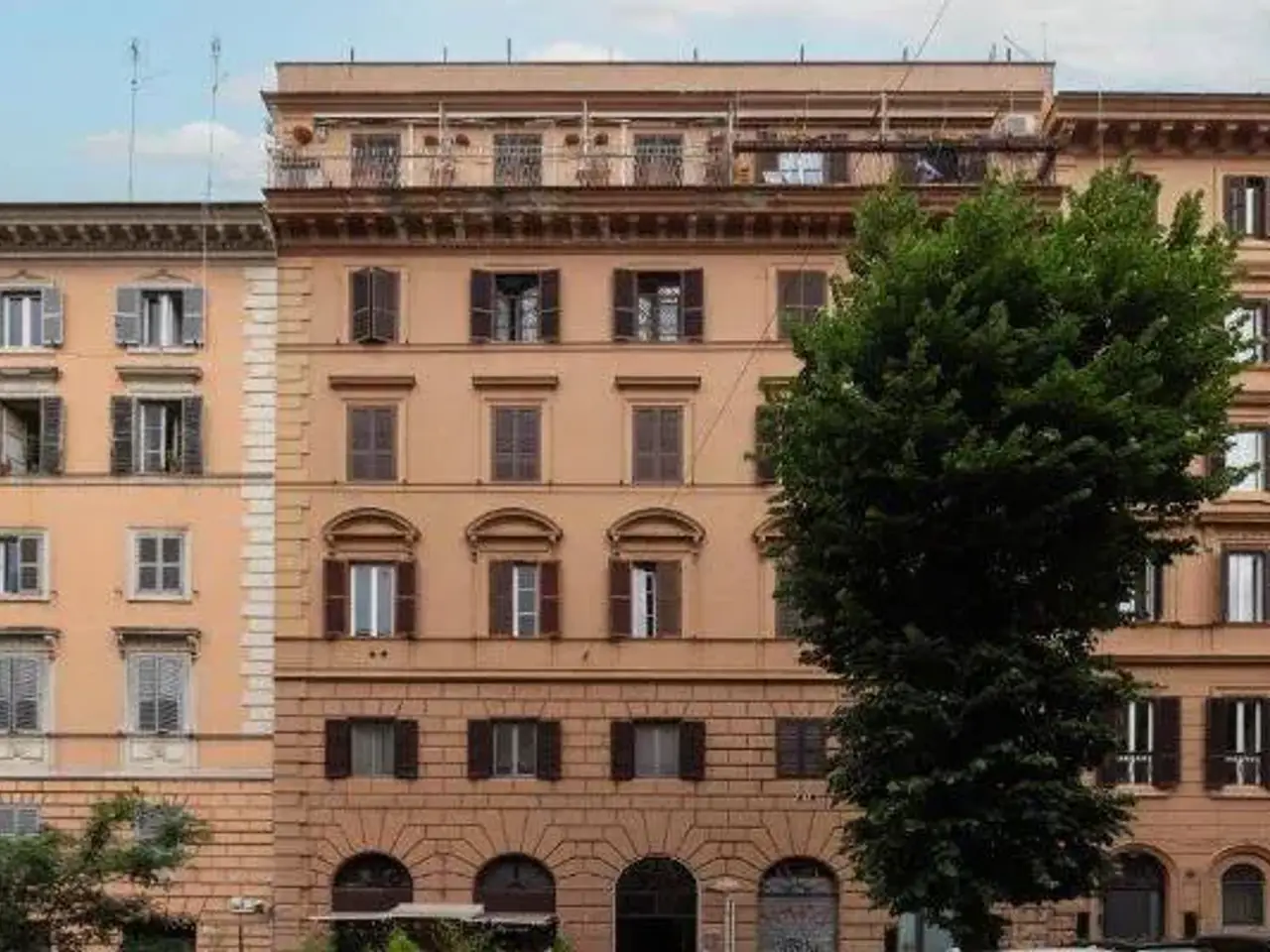 Locale commerciale in Via Goffredo Mameli 14 Roma, Roma, {3} - Foto 1