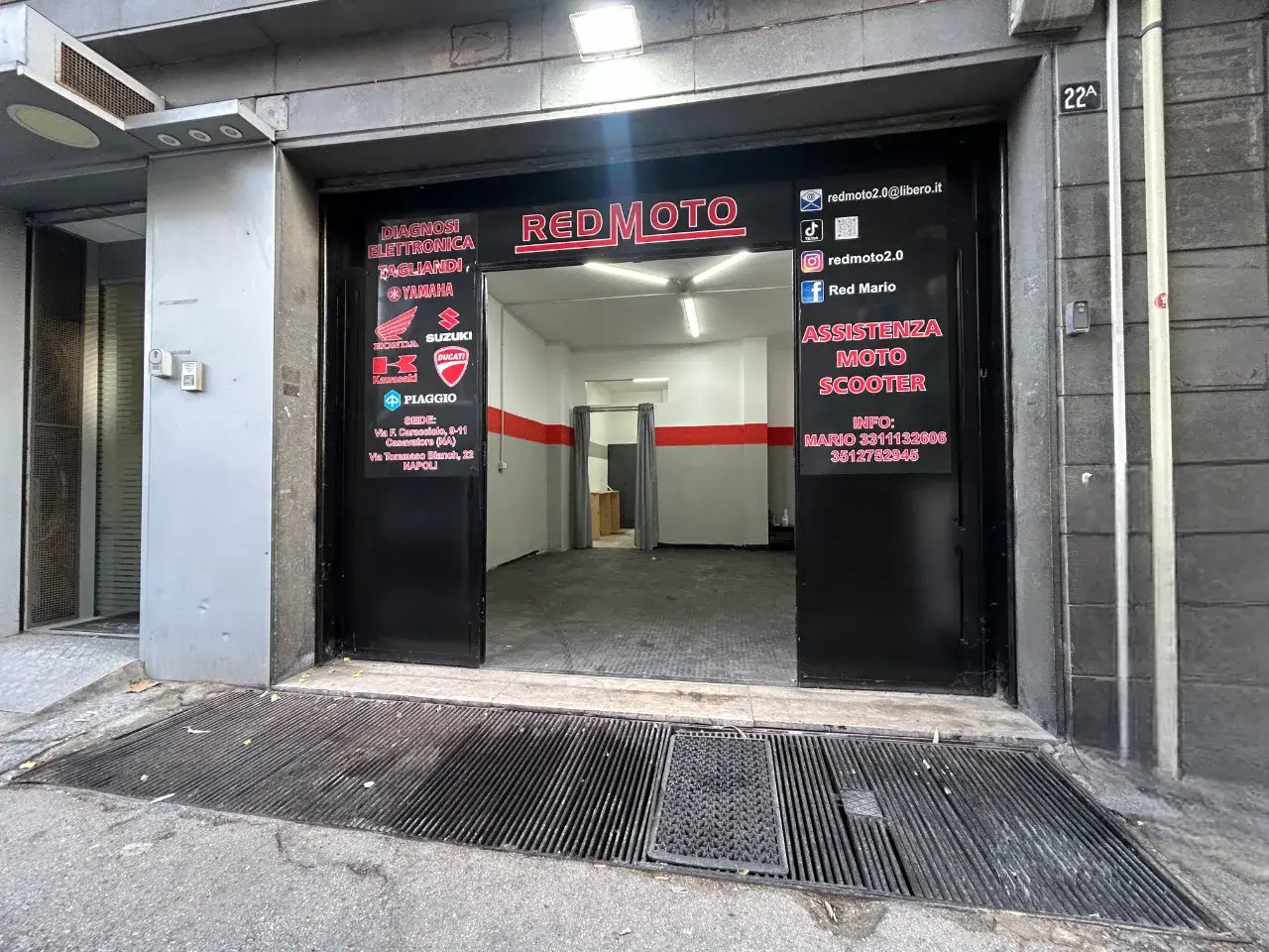 Negozio in Via Giovanni Tommaso Blanch, Napoli, {3} - Foto 2