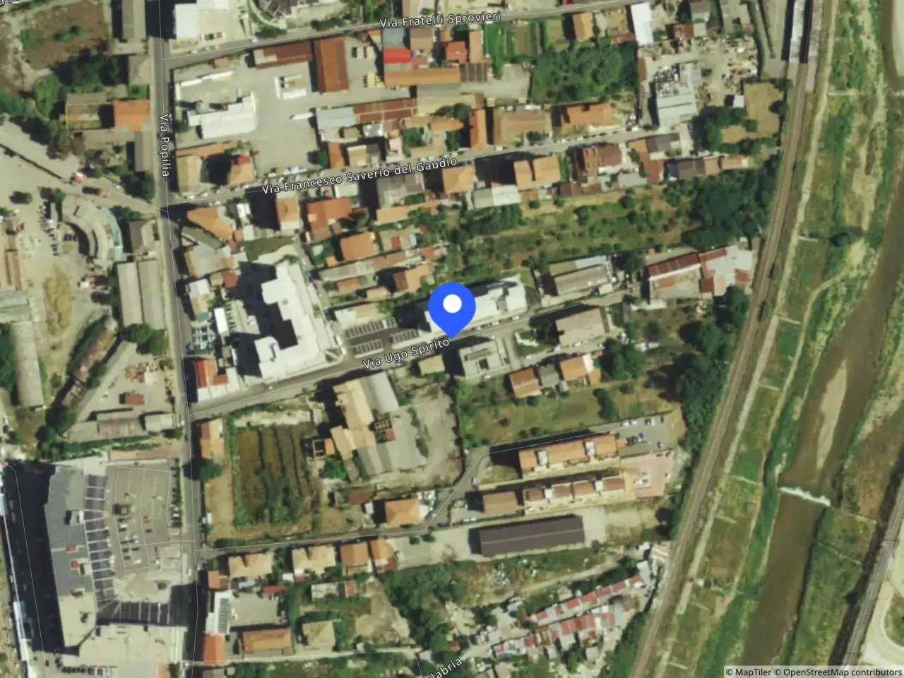 Negozio in Via Ugo Spirito Snc, Cosenza, {3} - Foto 2