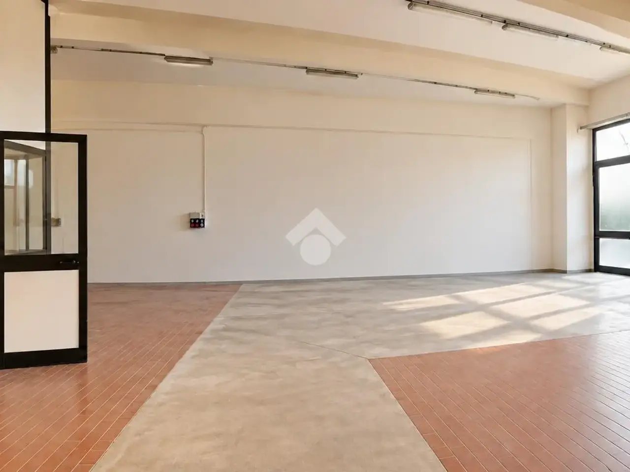 Capannone in Via Martiri di Cefalonia, Bagnatica, {3} - Foto 1
