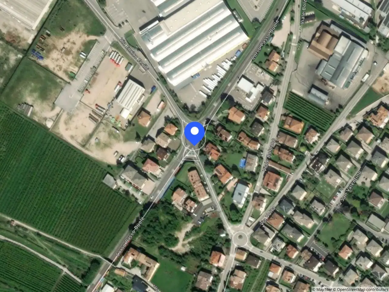 Ufficio in Zona Ingresso Settentrionale Abitato di Ala, Ala, {3} - Foto 2