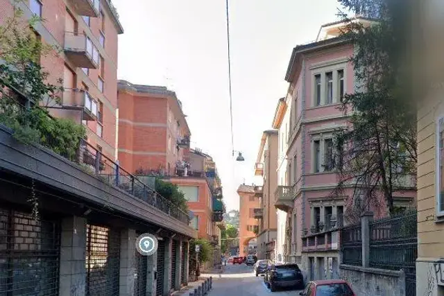 Shared office in Via Monaldo Calari, Bologna - Photo 1