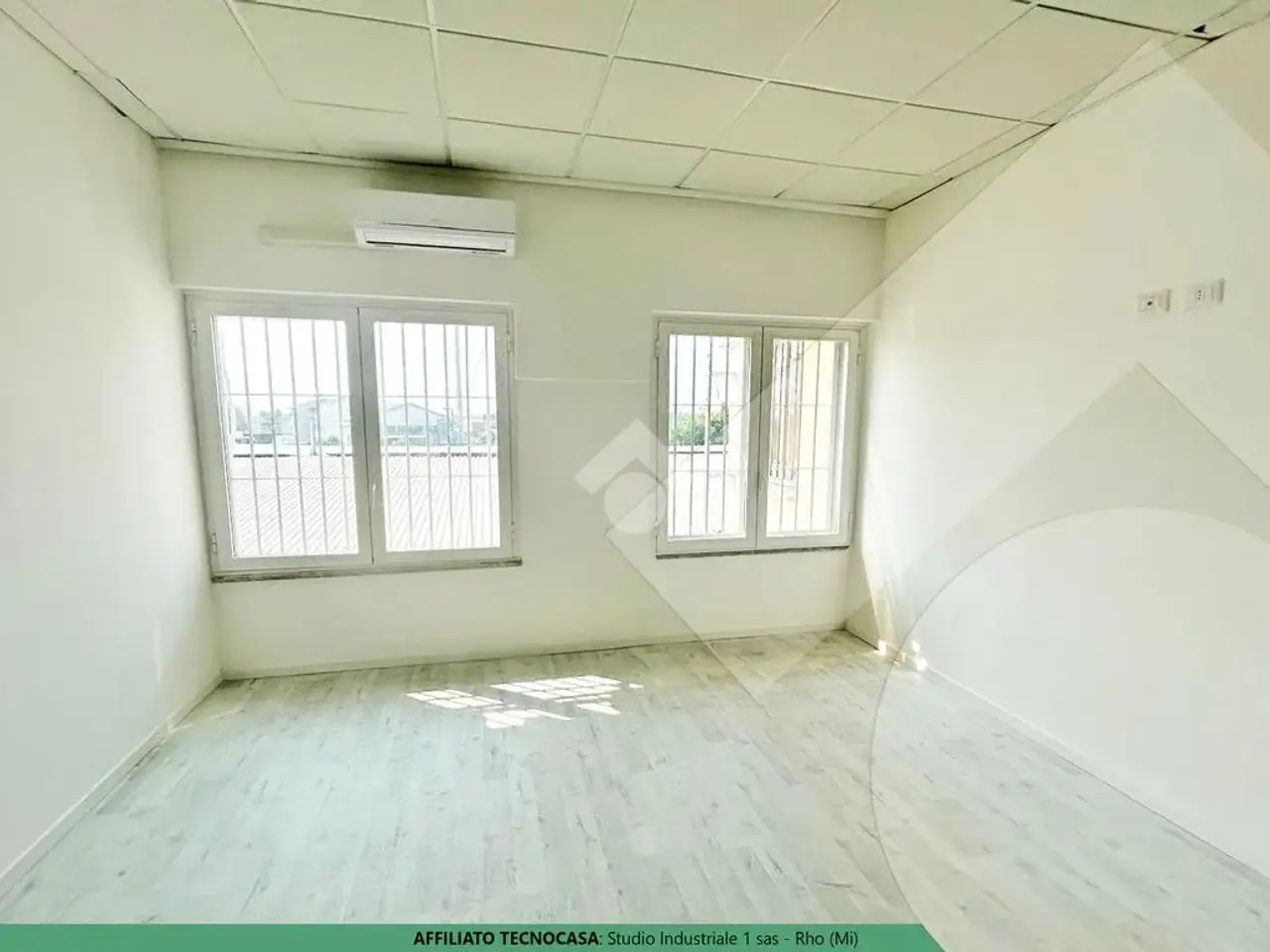 Ufficio in Via Milano 7, Cornaredo, {3} - Foto 1