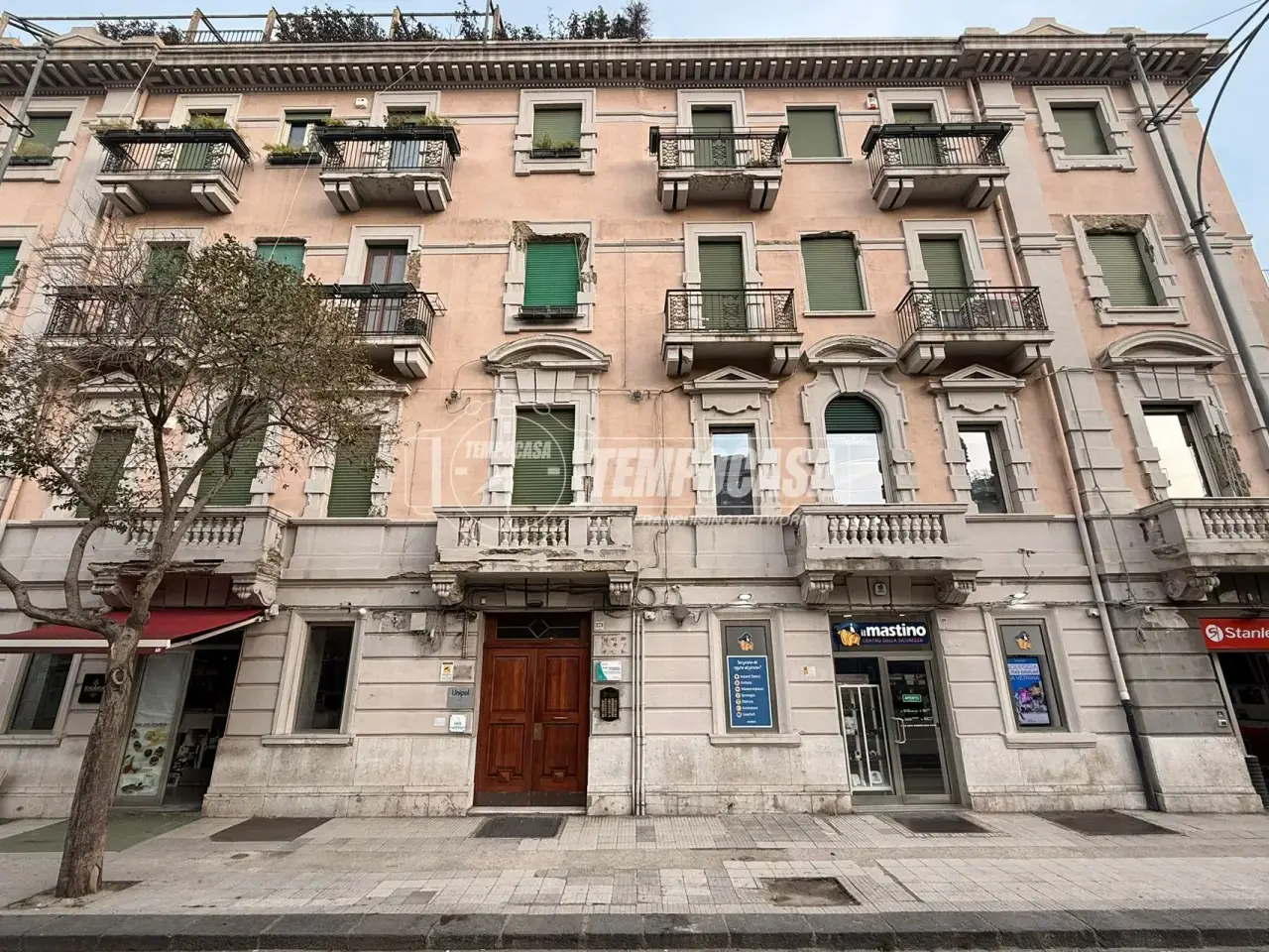 Magazzino in Viale San Martino 273, Messina, {3} - Foto 1