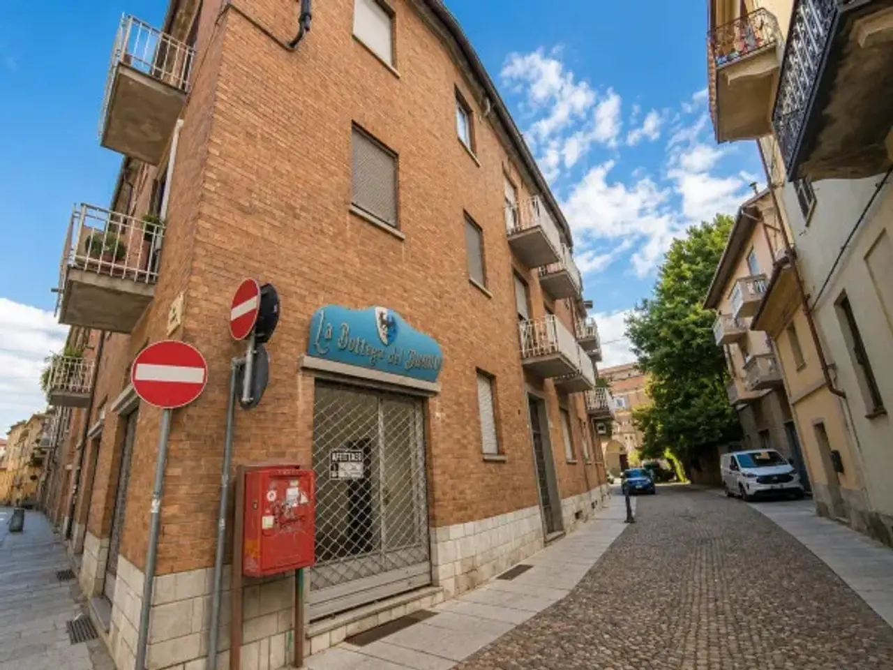 Negozio in Via Borgnini 2, Asti, {3} - Foto 2