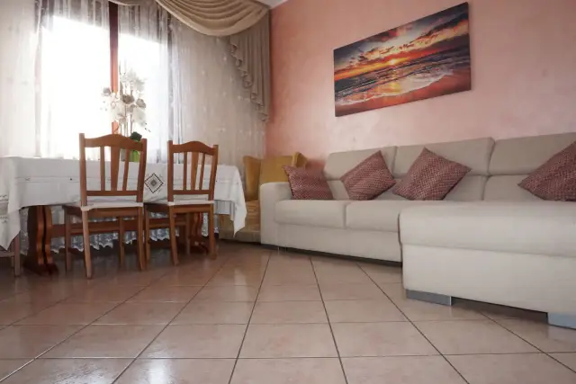 4-room flat in Via G. Lombardi 3, Colorno - Photo 1