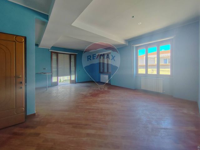 3-room flat, Minturno - Photo 1