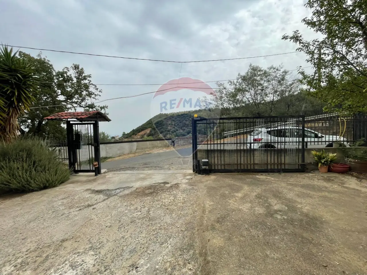 Magazzino in Via Matermare 42, San Cosmo Albanese, {3} - Foto 2