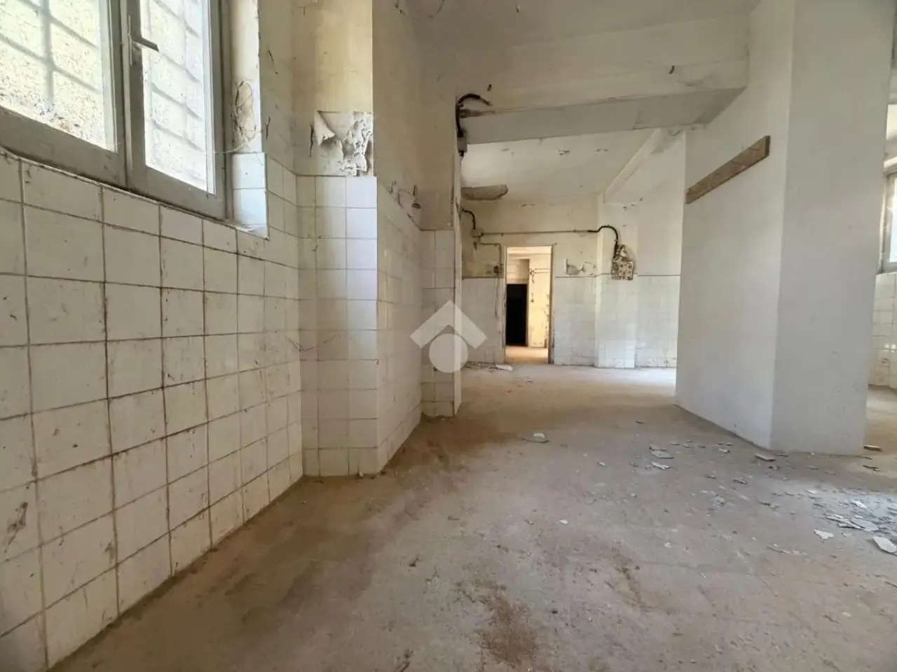 Negozio in Via Paolo da Novi 1, Novi Ligure, {3} - Foto 1