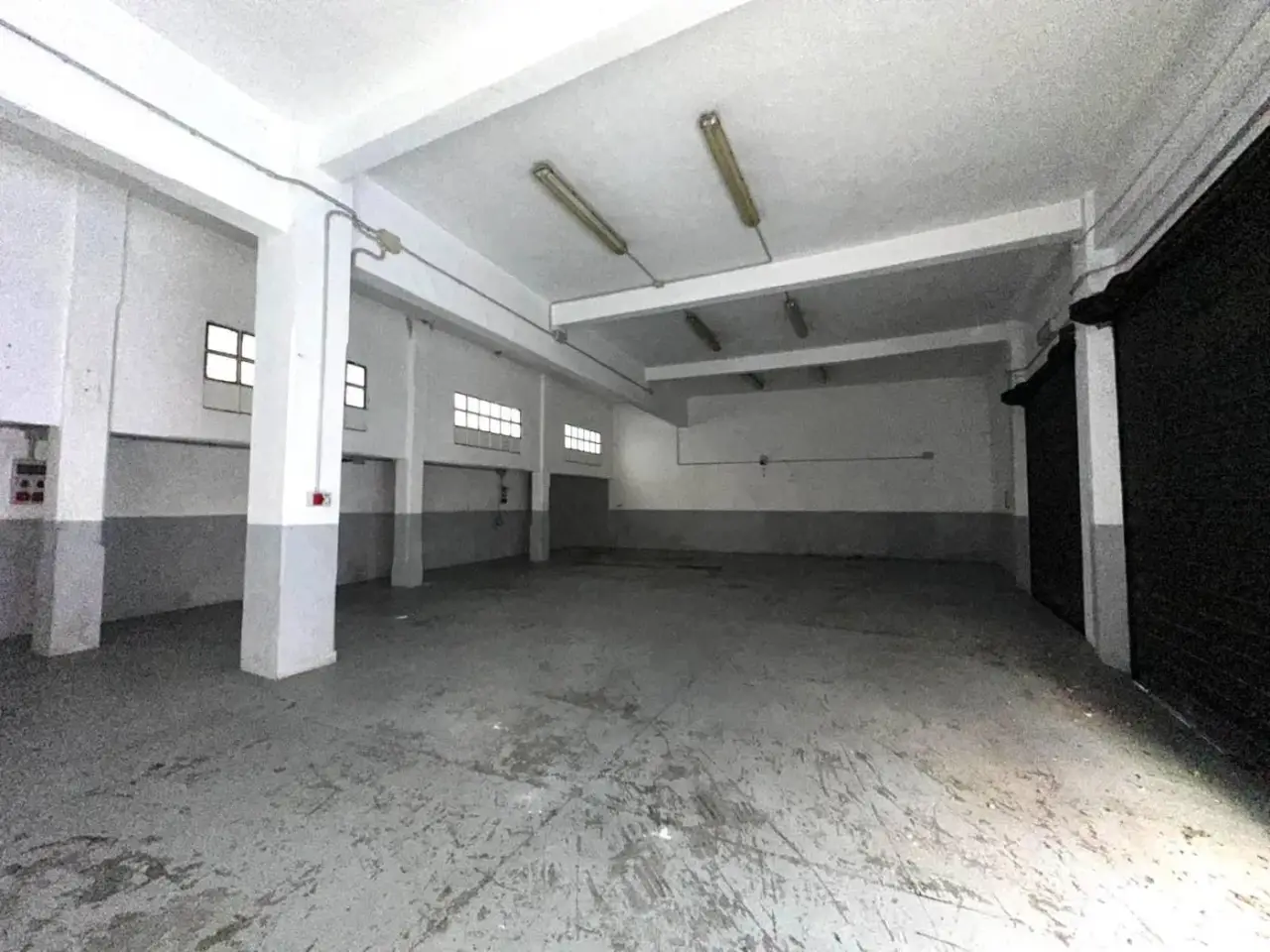 Magazzino in Via della Repubblica, Imperia, {3} - Foto 1