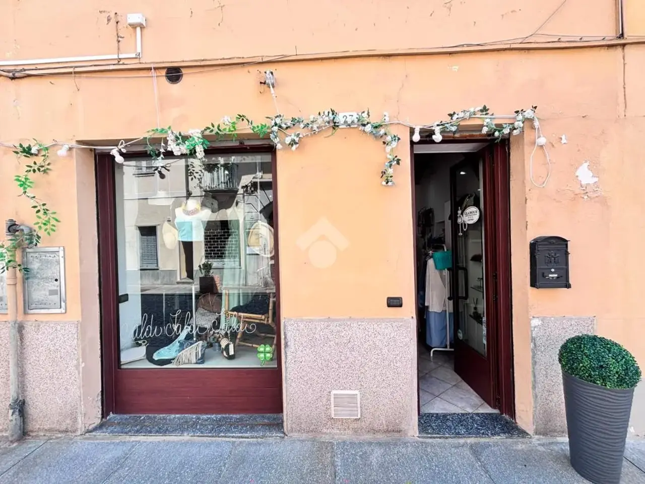 Negozio in Via Torino 27, Caselle Torinese, {3} - Foto 1
