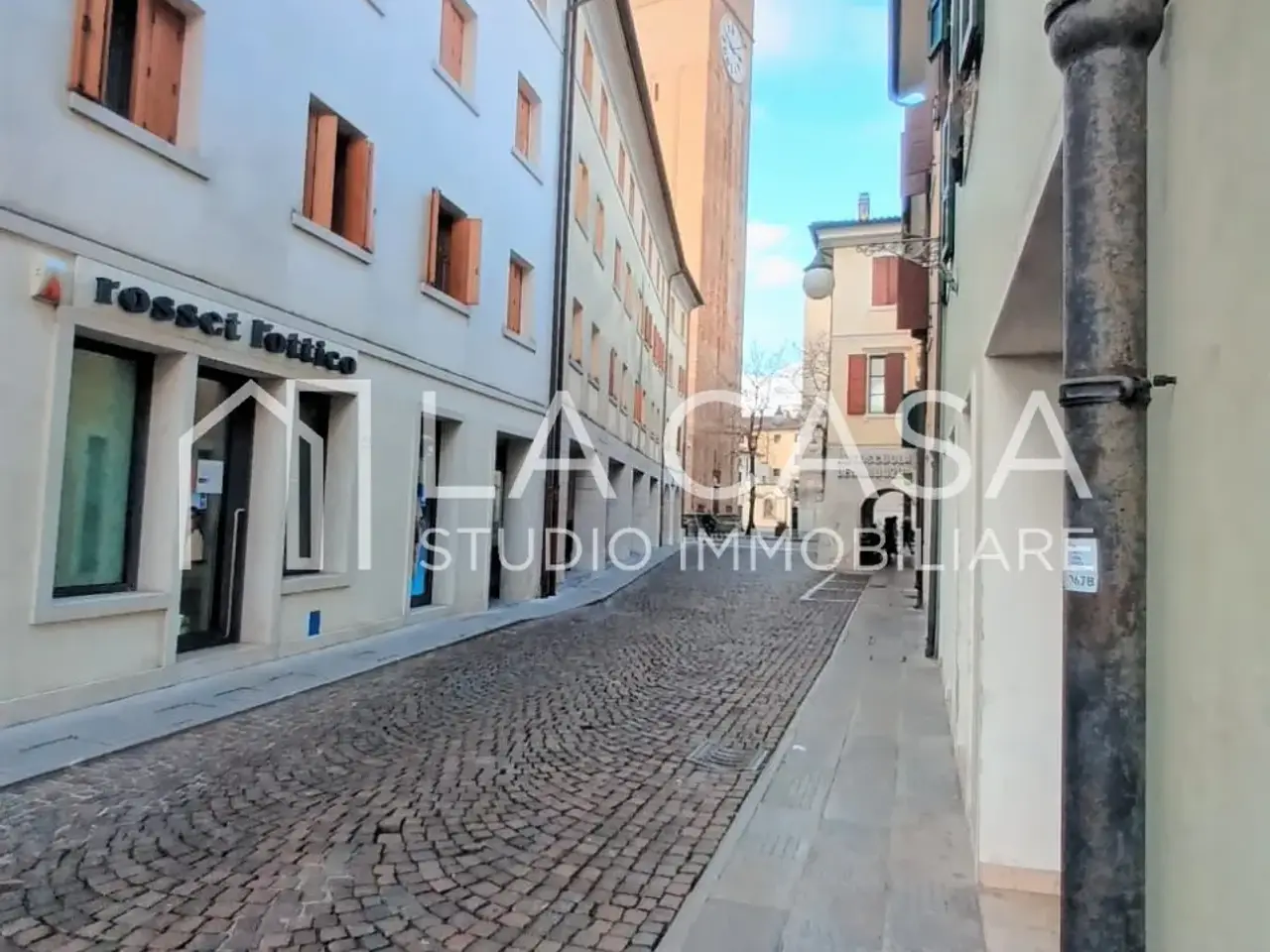 Negozio in Via Altan 13, San Vito Al Tagliamento, {3} - Foto 1