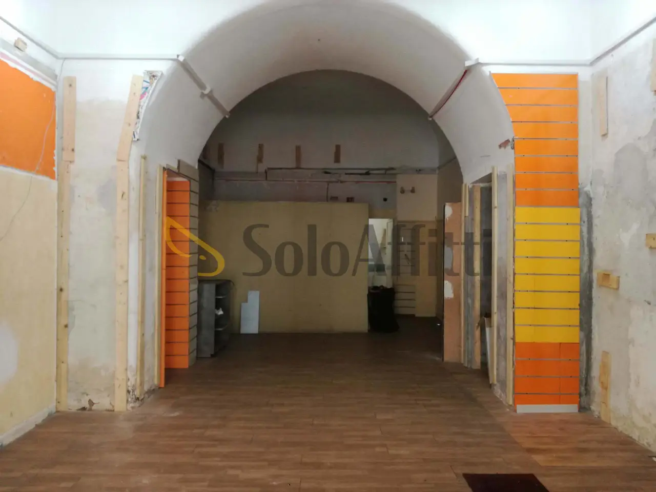 Negozio in Via  Garibaldi 245, Catania, {3} - Foto 2