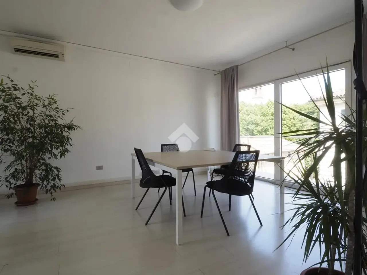 Ufficio in Via Vittorio Veneto, Casale Sul Sile, {3} - Foto 1