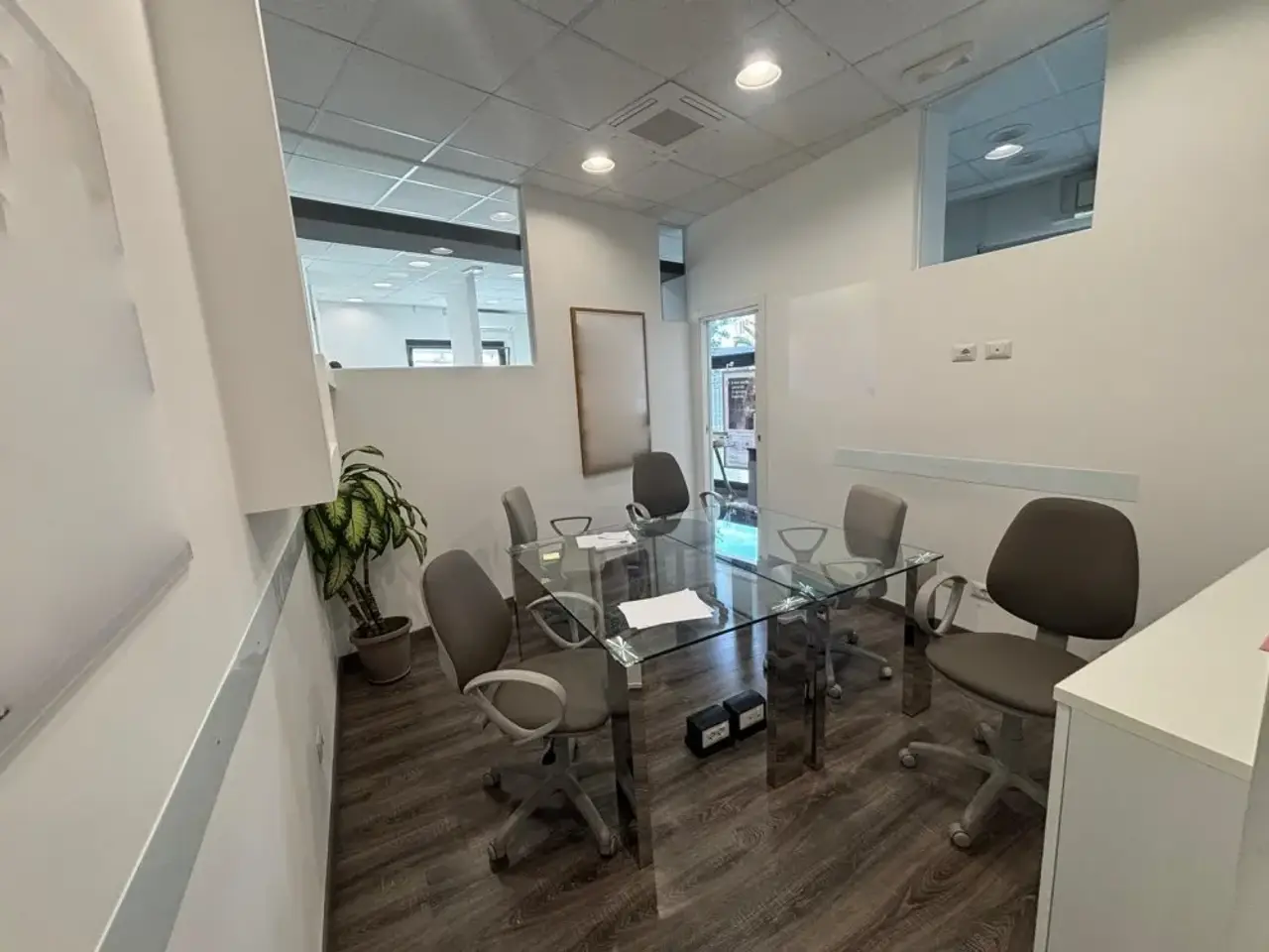 Magazzino in Piazza della Repubblica, Lamezia Terme, Catanzaro, Lamezia Terme, {3} - Foto 2