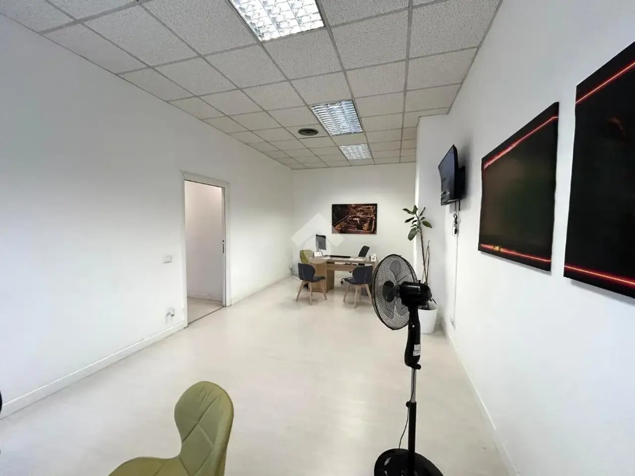 Ufficio in Via San Crispino 42, Padova, {3} - Foto 1