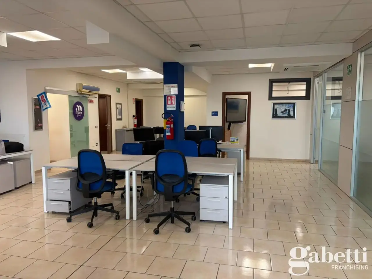 Ufficio in Via Giuseppe Luraghi 00, Pomigliano D'Arco, {3} - Foto 2