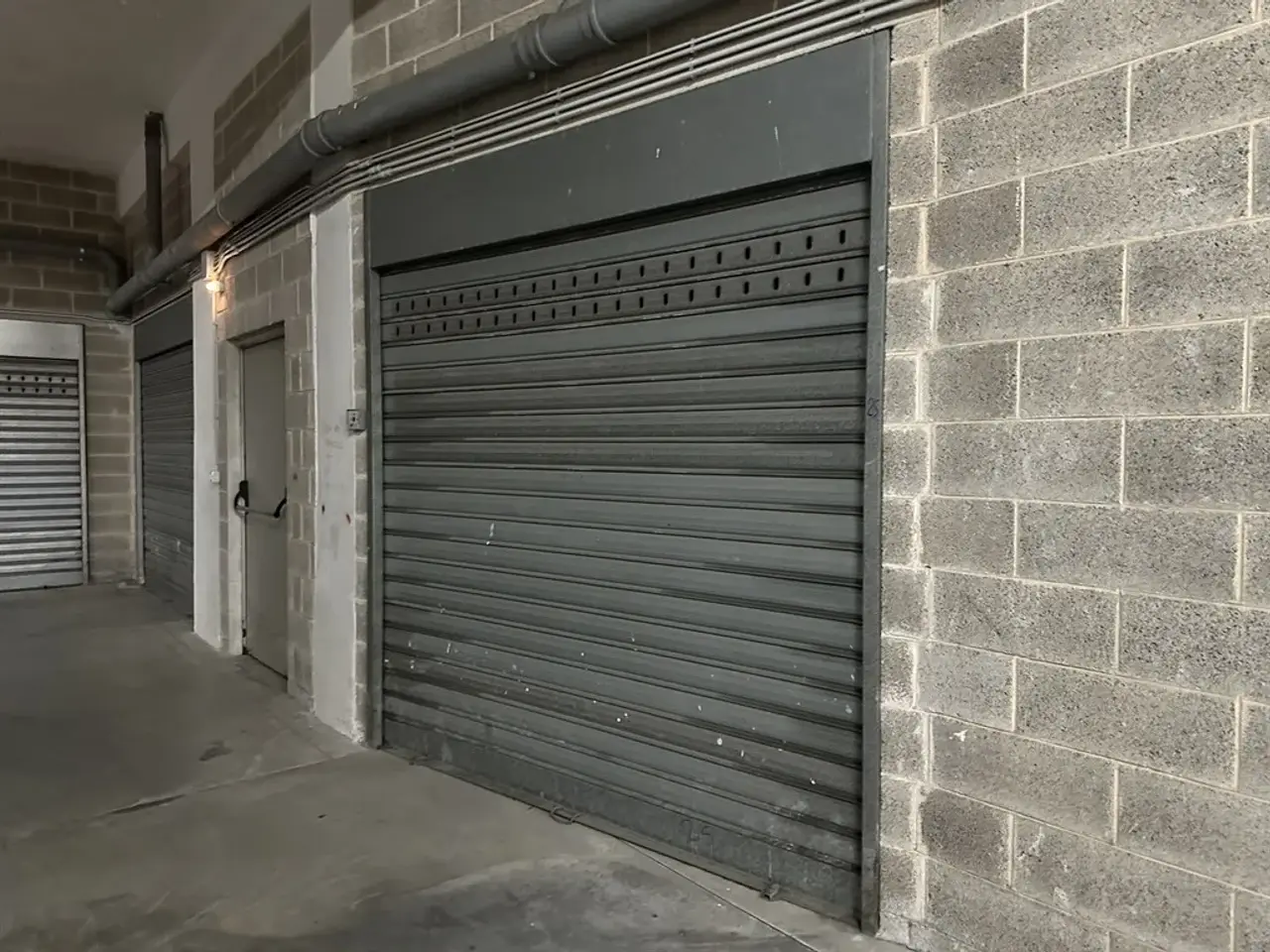 Immobile commerciale in , Bari, {3} - Foto 1