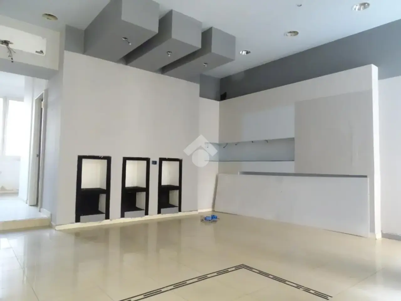 Negozio in Via Dante Alighieri 54, Alessandria, {3} - Foto 2