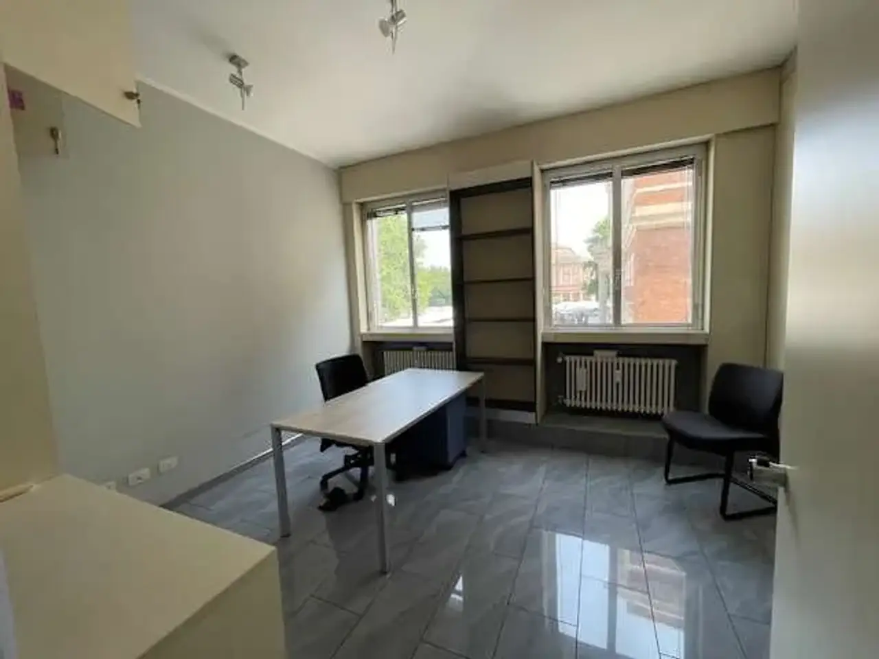 Ufficio in Via Sessi 1, Reggio Emilia, {3} - Foto 2
