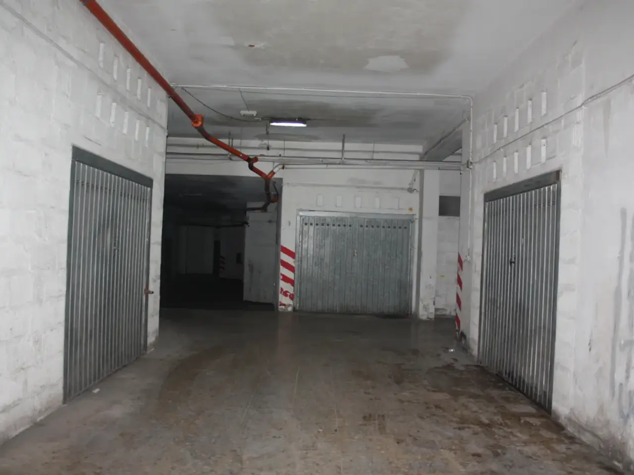 Parcheggio chiuso in Via Necropoli Grotticelle 25, Siracusa, {3} - Foto 1