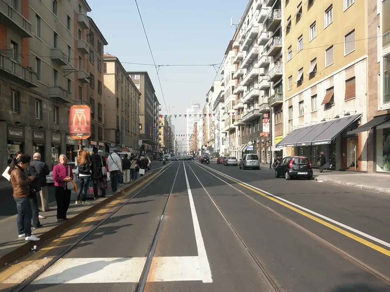 Negozio in Viale Tunisia 23, Milano, {3} - Foto 2