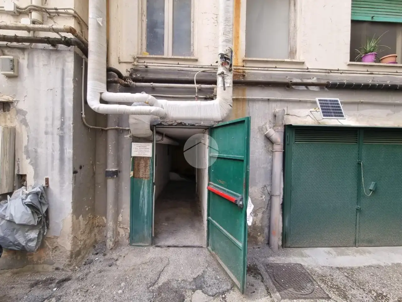 Magazzino in Via Vincenzo Scala, Napoli, {3} - Foto 2