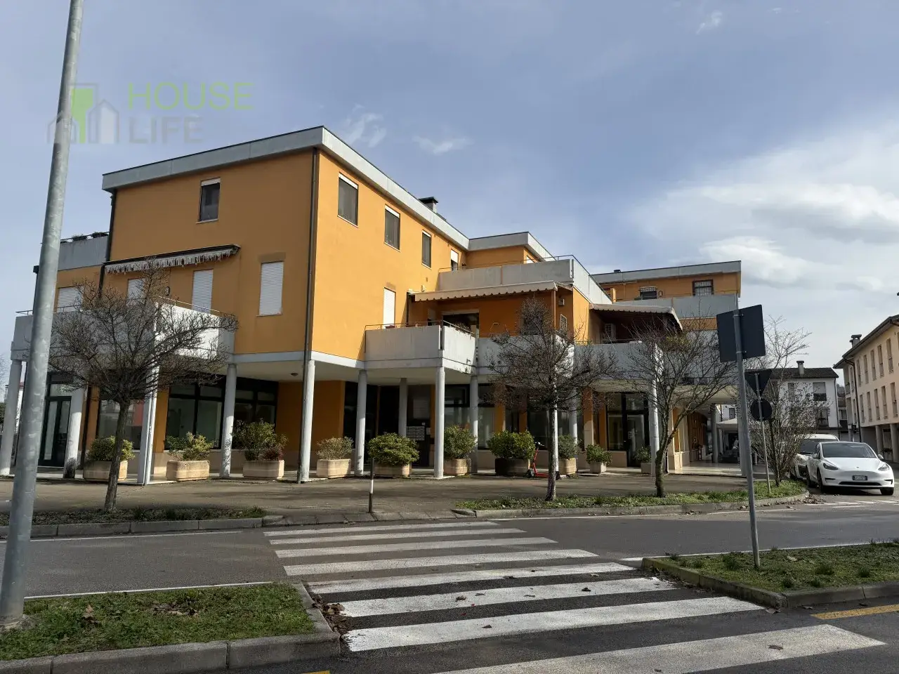 Negozio in Viale Sant'Agostino, Vicenza, {3} - Foto 1