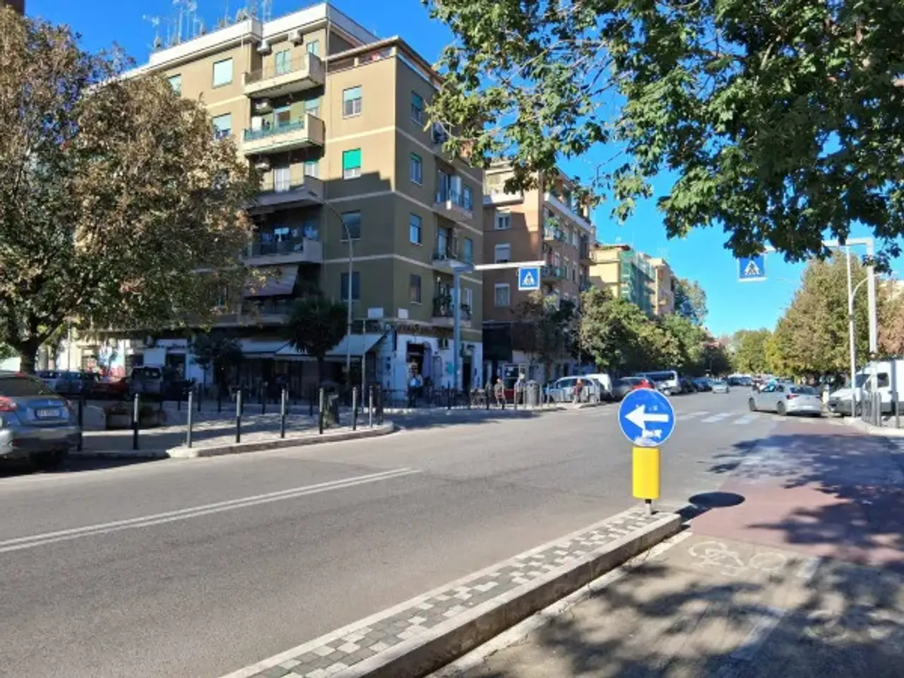 Negozio in Viale Opita Oppio, Roma, {3} - Foto 1