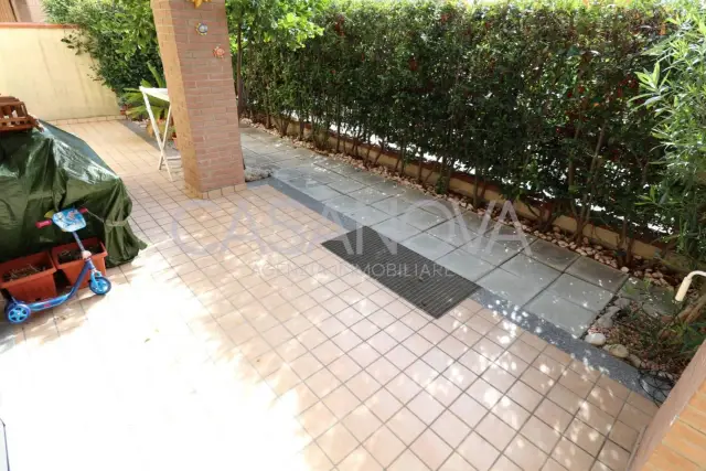 3-room flat in Viale Vincenzo Ercole Orsini, Giulianova - Photo 1