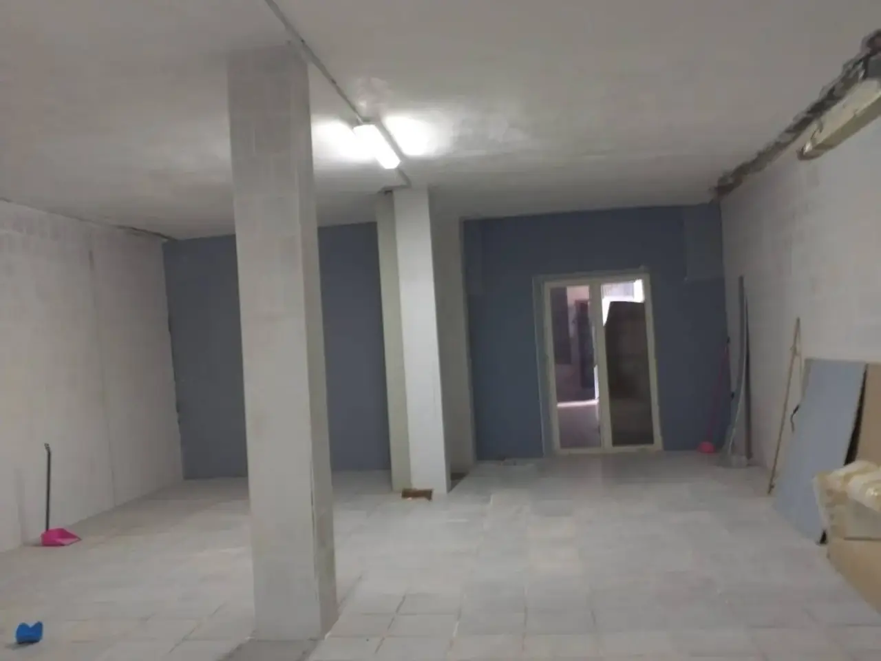 Magazzino in Via Sartania, Napoli, {3} - Foto 1