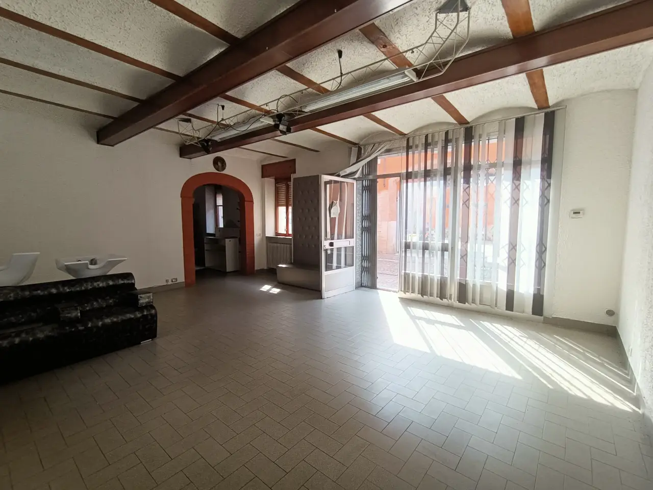 Negozio in Via Giovanni Capra, Pontenure, {3} - Foto 1