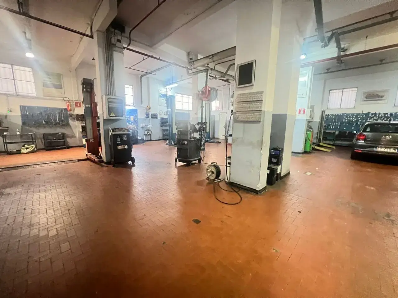 Magazzino in Corso Europa, Genova, {3} - Foto 1