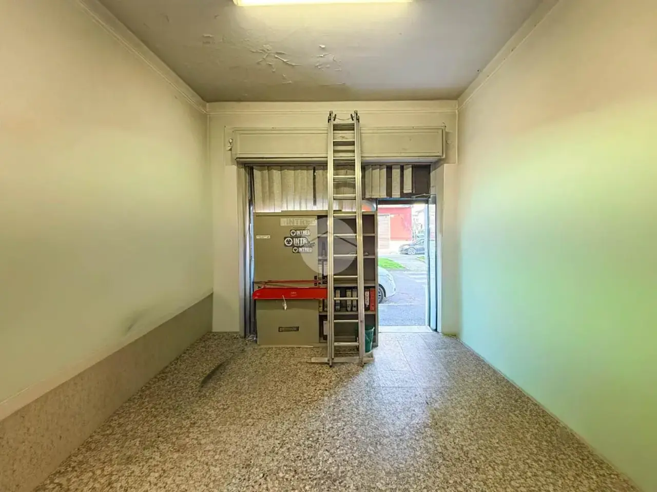 Negozio in Via Girolamo Muziano 26, Brescia, {3} - Foto 2