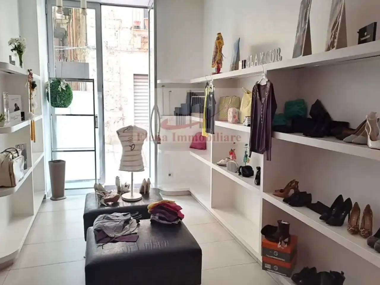 Locale commerciale in , Alcamo, {3} - Foto 1
