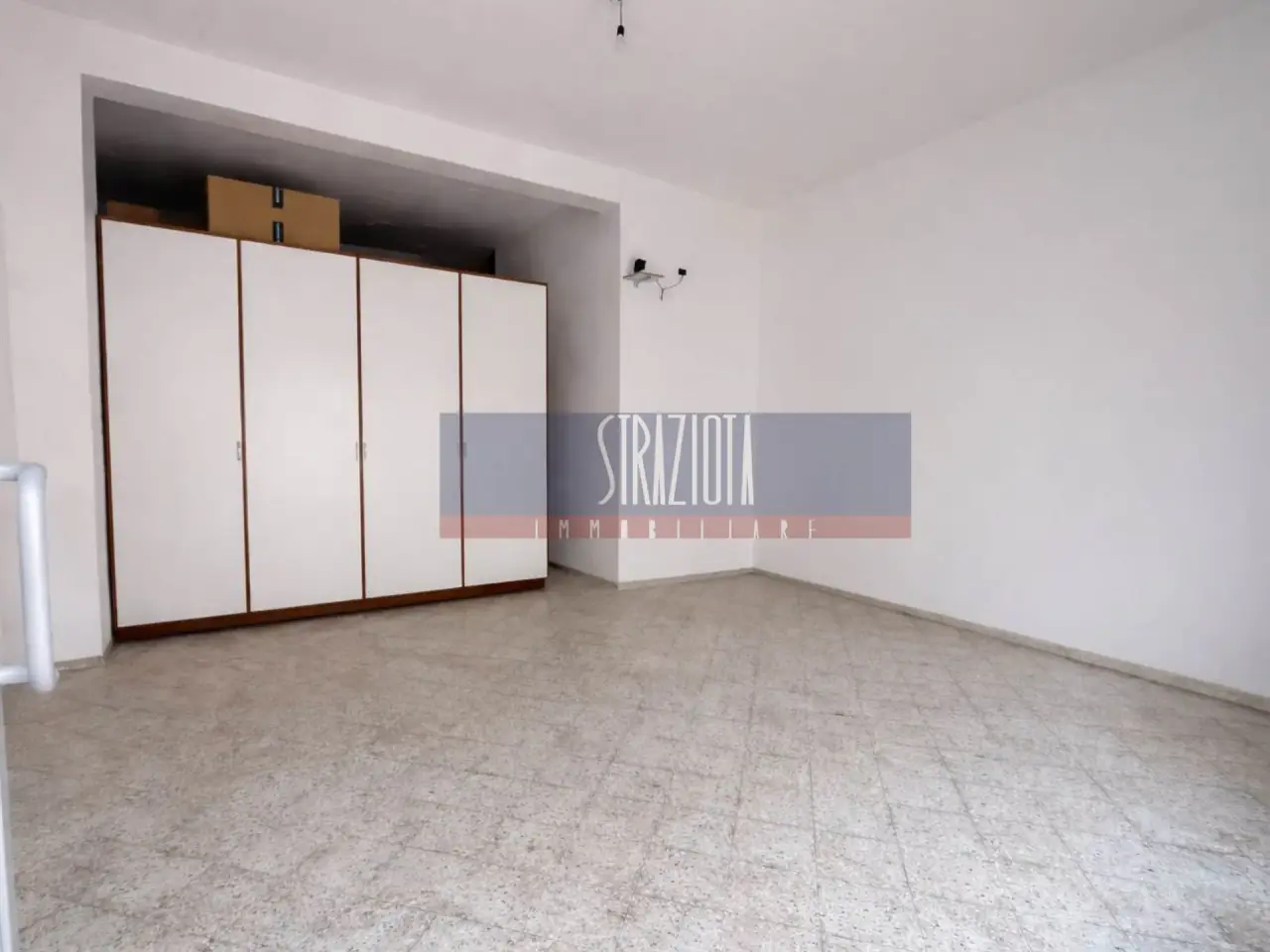 Magazzino in Via Taormina, Modugno, {3} - Foto 1
