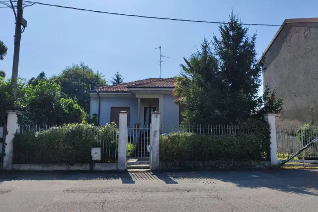 Villa in Via Monte Nevoso 12, Nerviano - Foto 1