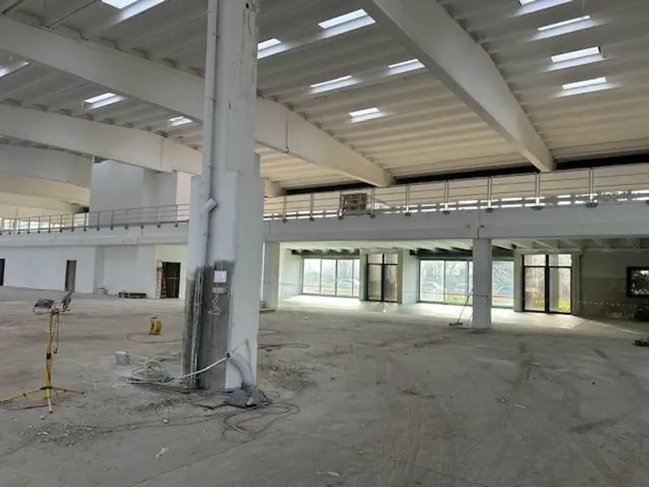 Capannone in , San Giuliano Milanese, {3} - Foto 1