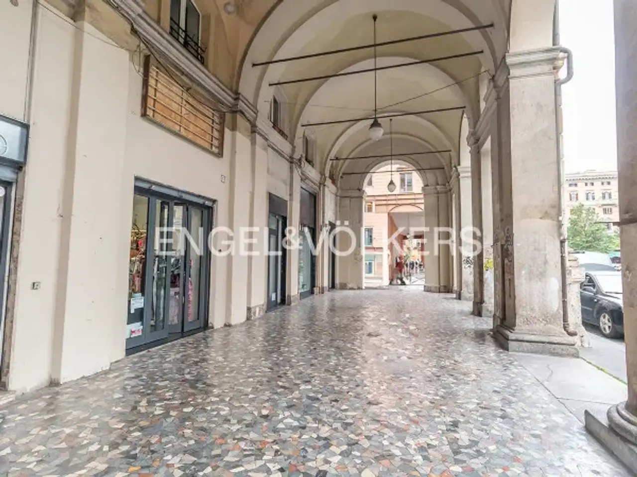 Negozio in Piazza Vittorio Emanuele II, Roma, {3} - Foto 2