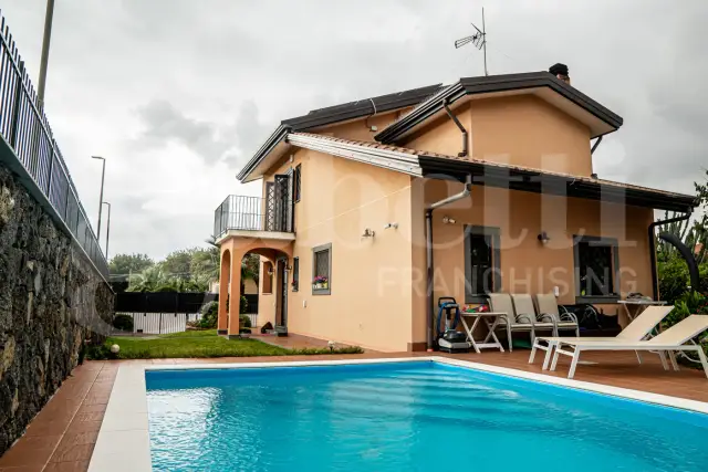 Villa in Via Calcara, Aci Bonaccorsi - Foto 1