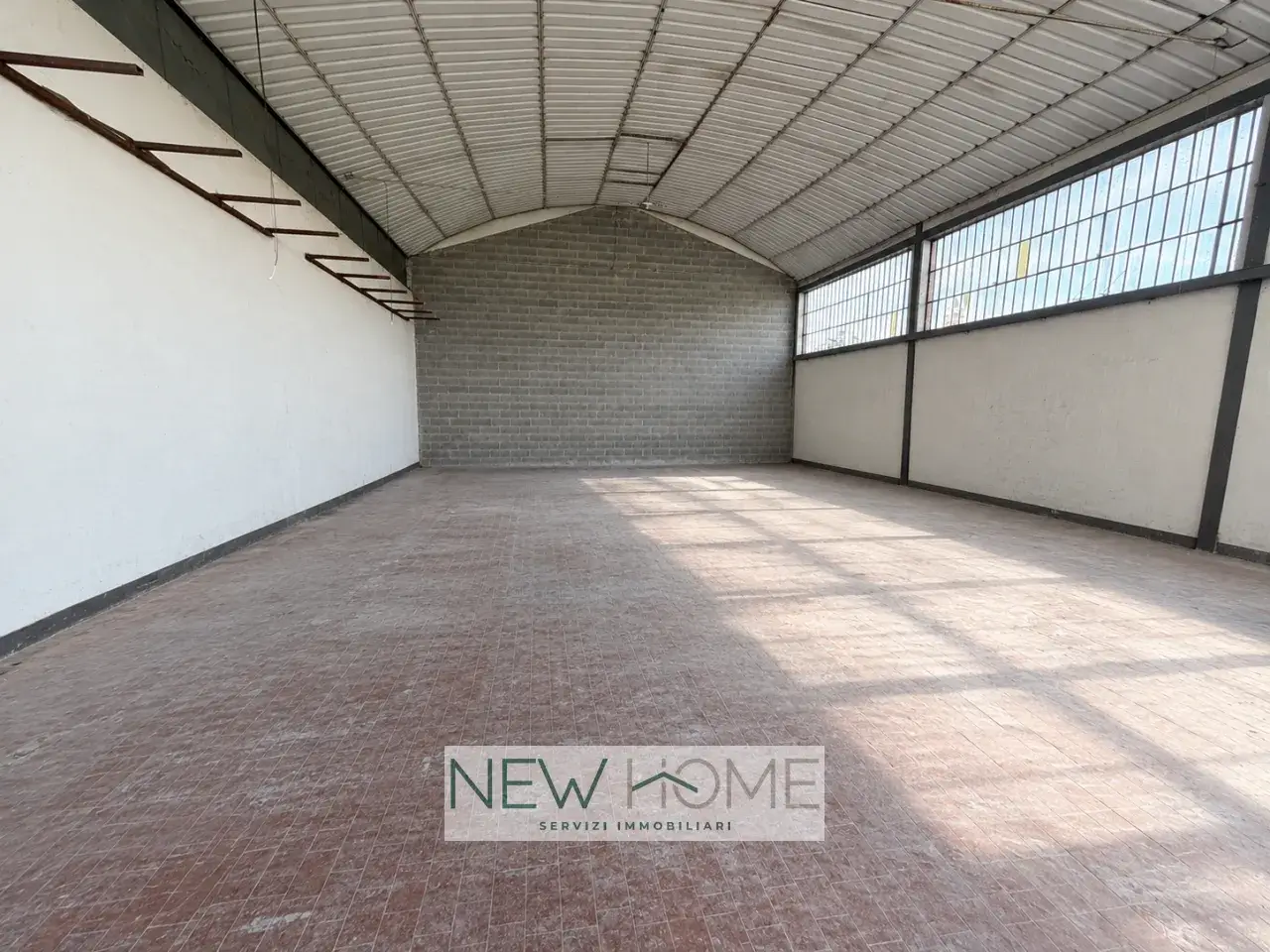Capannone in Traversa Via Palazzina, Verona, {3} - Foto 2