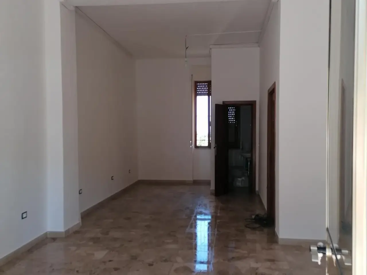 Palazzina commerciale in , Orsogna, {3} - Foto 1